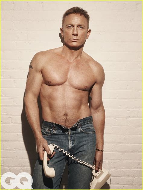 daniel craig body